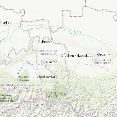 Map showing location of Troitskaya (43.306640, 44.983950)